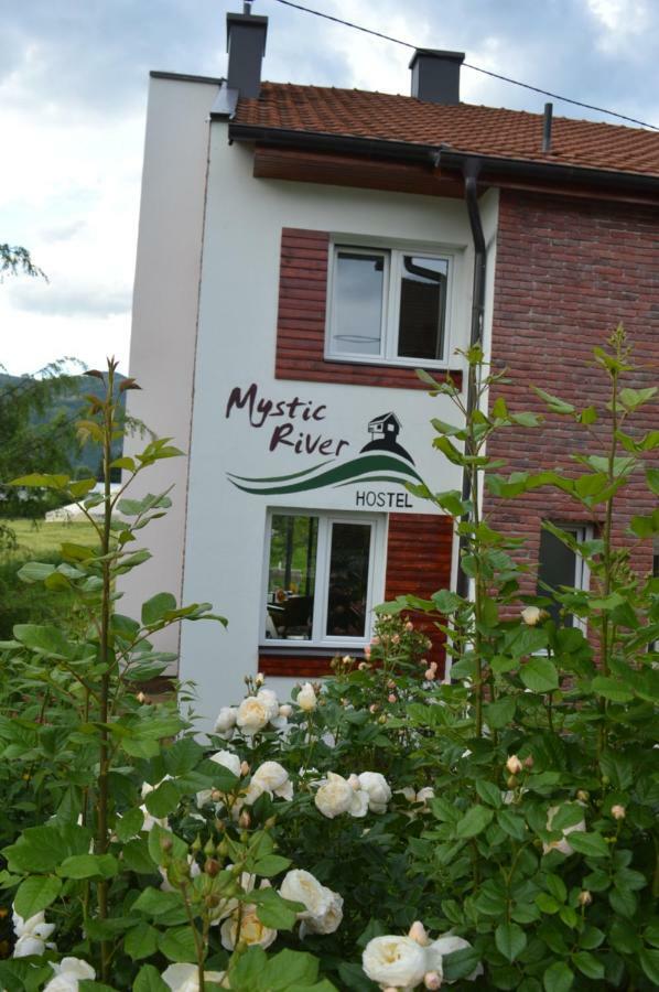 Mystic River Design Hostel Bajina Basta Exterior photo